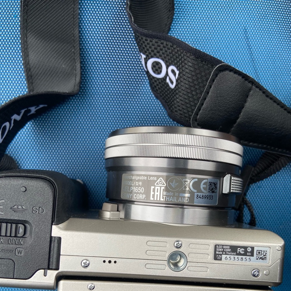 Sony a6000 mirrorless camera